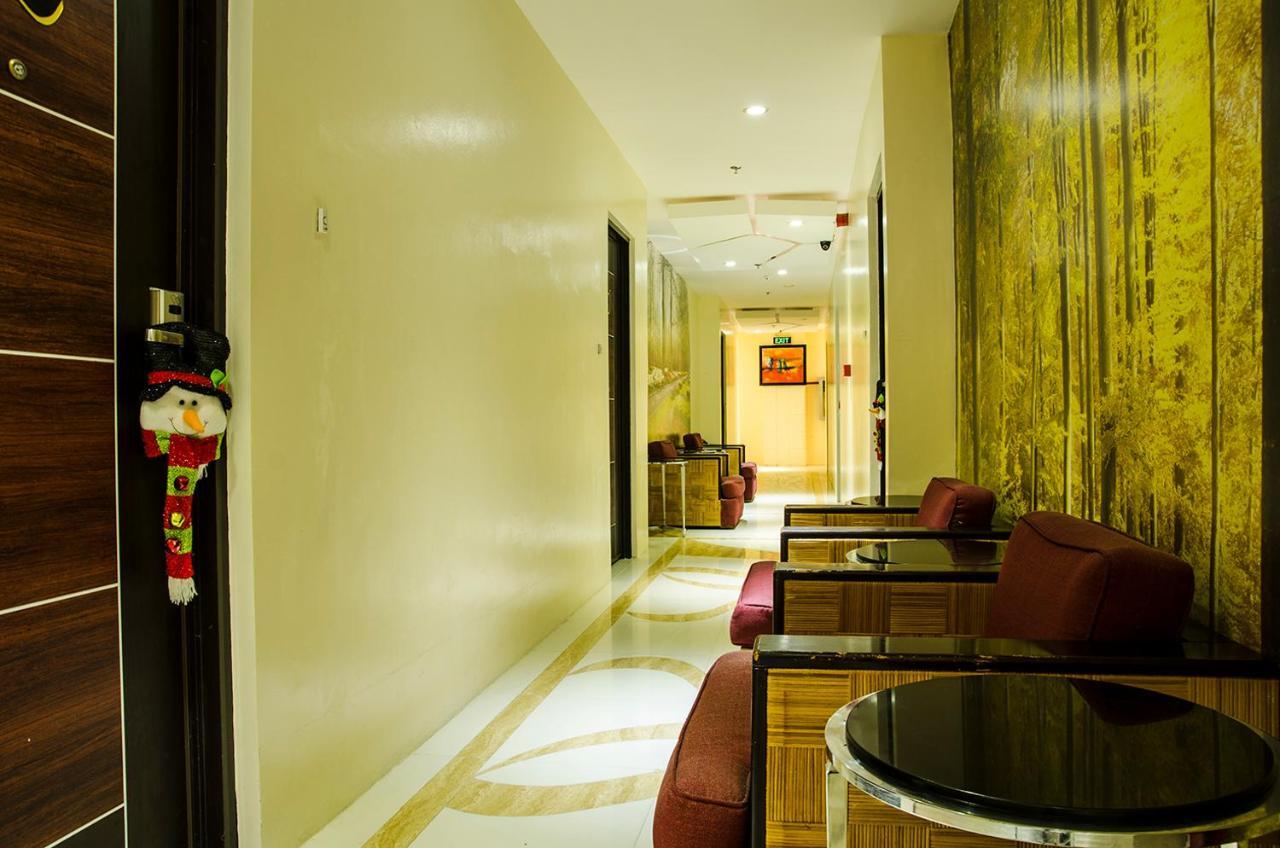 Dreamwave Hotel Ilagan Exterior foto